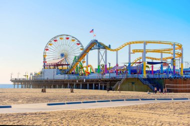 Santa Monica, California - 16 Ocak 2025 Santa Monica 'daki Aile Günü Çocuklar ve Köpeklerle