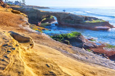 San Diego 'daki La Jolla Koyu' nda Doğal Kemer Düzeni ile Altın Saat