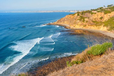 Palos Verdes Emlak Sahil Koruma Alanında Nefes Kesen Kıyı Manzarası, Kaliforniya