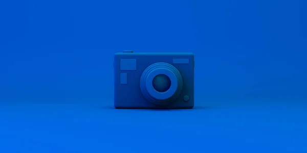 3Dレンダリング リアルなトレンディなカメラモックアップ 夜と青色のスタイル 青色の背景と最小の写真カメラのアイデアデザイン — ストック写真