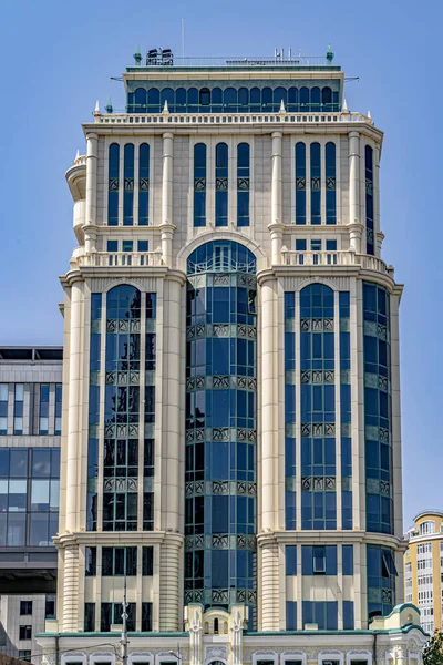 Новое Здание Центре Киева — стоковое фото