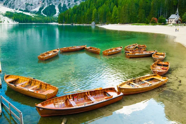 Barcos Remo Tradicionais Lago Braies Itália — Fotografia de Stock