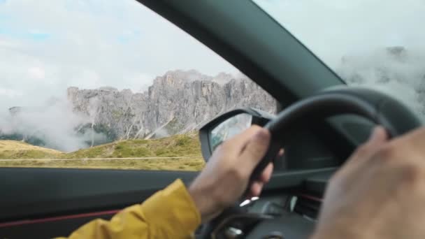 Hands Man Controlling Steering Wheel View Italian Alps Car Window — Vídeo de Stock