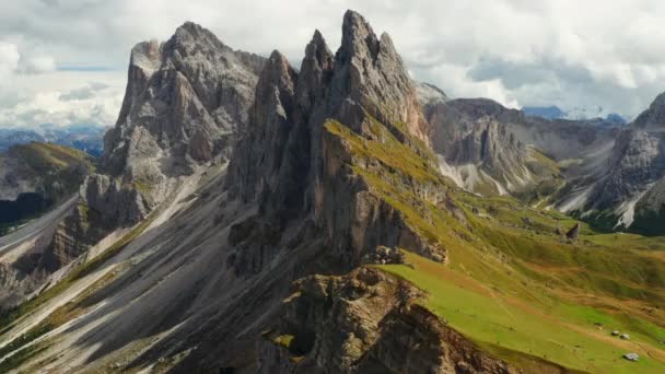 Pozorovací Bod Svahu Výhledem Holý Vrchol Hory Seceda Italských Alpách — Stock video
