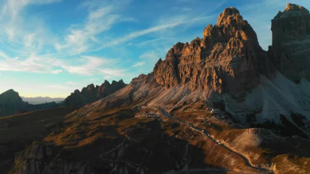Egy Lenyűgöző Légi Felvétel Rögzíti Festői Olasz Alpok Hegység Tre — Stock videók