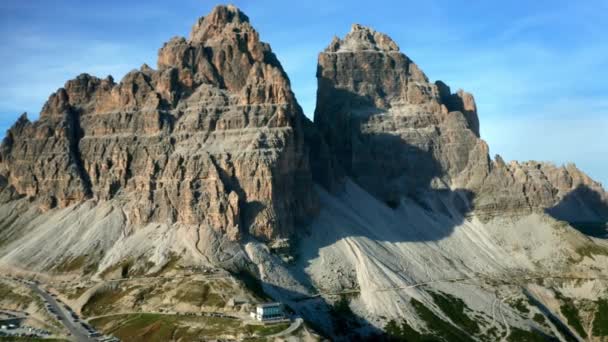 Ein Atemberaubender Blick Auf Die Italienischen Alpen Mit Den Ikonischen — Stockvideo