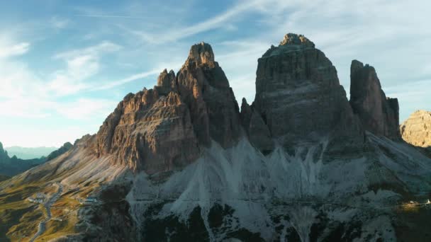 Diese Atemberaubende Luftaufnahme Fängt Die Herrliche Bergkette Der Italienischen Alpen — Stockvideo