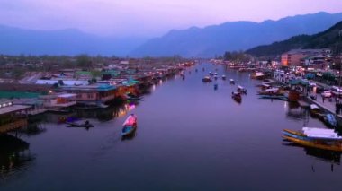 Kaşmir Vadisi Gulmarg, Dal Gölü, Nishat Bahçesi ve İHA 'dan Lale Bahçesi Manzarası