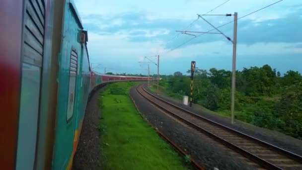 印度铁路美丽的旅程和令人敬畏的天气 — 图库视频影像