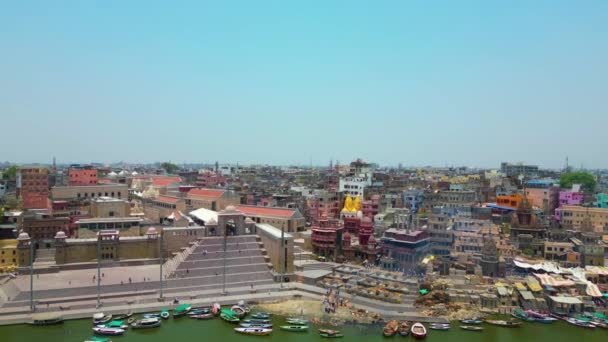 Aerial Άποψη Του Ποταμού Ganga Και Ghat Στην Varanasi Της — Αρχείο Βίντεο