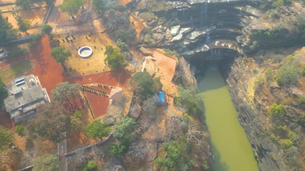 Rajdari Devdari Waterfalls Located Lush Green Chandraprabha Wildlife Sanctuary View — Stock Video