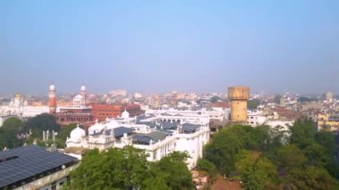 Amritsar, Punjab, Hindistan 12 Aralık 2023, Harimandir Sahib olarak da bilinen Altın Tapınak