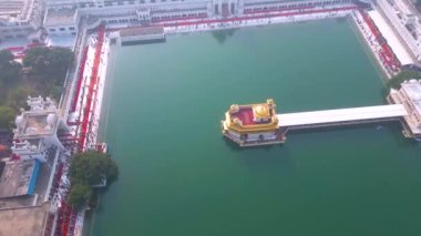 Amritsar, Punjab, Hindistan 12 Aralık 2023, Harimandir Sahib olarak da bilinen Altın Tapınak