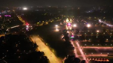Hindistan Kapısı gecesi İHA 'dan hava görüntüsü