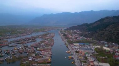 Srinagar, Jammu ve Kashmir, Hindistan, 21 Mart 2023, Dal Lake Drone Manzarası