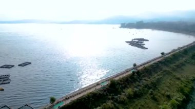 Patratu Barajı eyalet başkenti Ranchi 'ye 30-40 km mesafede.