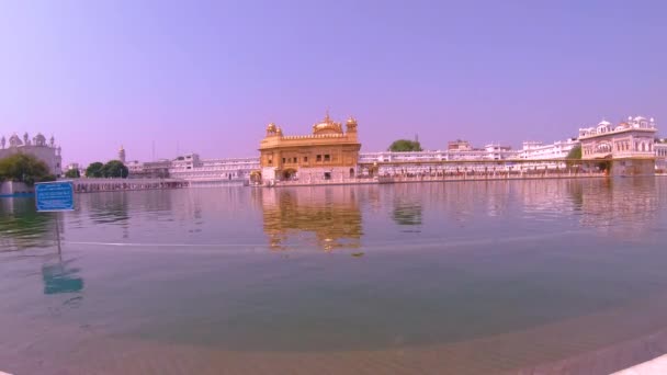 Der Goldene Tempel Ist Ein Gurdwara Der Stadt Amritsar Punjab — Stockvideo