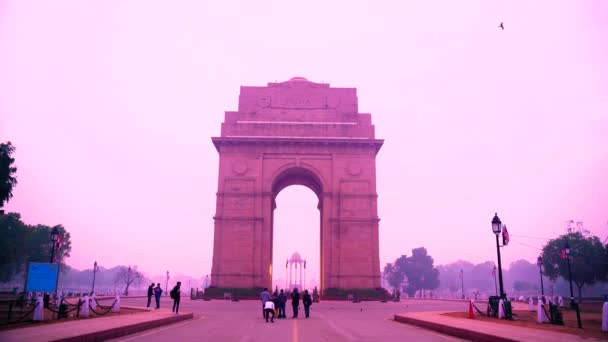 Puerta India Monumento Guerra Situado Cerca Ruta Kartavya Borde Oriental — Vídeos de Stock