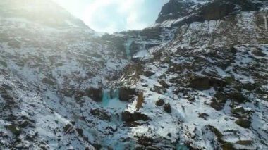 Manali Dağı Yeşil Arazi Hava Manzarası Citi ve Snow Hills Kokser ve Sonmarg