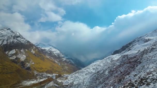 Aerial View Citi Manali Mountain Greenery Landscape Snow Hills Kokser — Stock Video