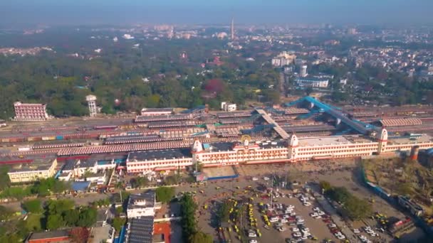 Légi Kilátás Varanashi Pályaudvar Drone Nézet Vasútállomás — Stock videók
