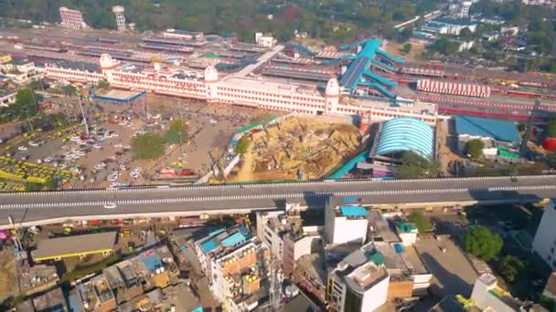 Вид Воздуха Железнодорожный Вокзал Варанаси Вид Дрона — стоковое видео