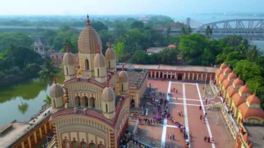 Dakshineswar Kali Tapınağının havadan görünüşü
