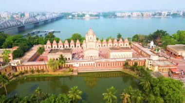 Dakshineswar Kali Tapınağının havadan görünüşü