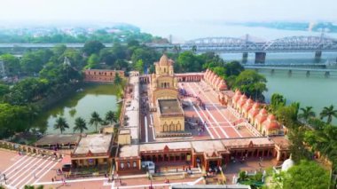 Dakshineswar Kali Tapınağının havadan görünüşü