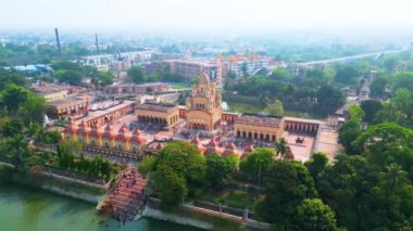 Dakshineswar Kali Tapınağının havadan görünüşü