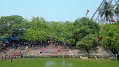 Howrah Köprüsü 'nün havadan görünüşü, bu Batı Bengal, Hindistan' daki Hooghly Nehri üzerinde dengeli bir çelik köprüdür..