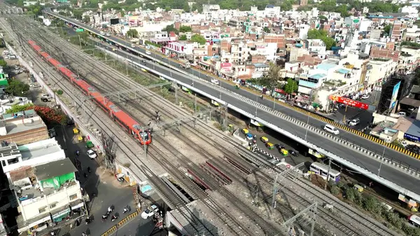 Vande Bharat Treni 'nin hava görüntüsü
