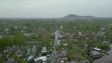 Dal Gölü, Srinagar, Jammu ve Kashmir 'in hava manzarası, Hindistan.