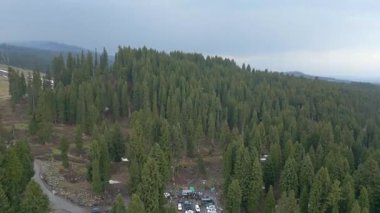 Doodhpathri 'nin Hava Görüntüsü, Jammu ve Kashmir' in Budgam Bölgesi, Hindistan.