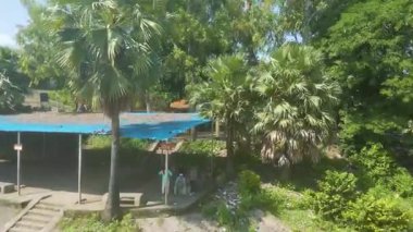 Şelale Rajdari Devdari ve Latif Şah Barajı ve Chandraprabha Gölü Havacılık Manzarası