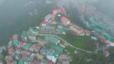 Shimla Hill İstasyonu Hava Görüntüleme AVM Yolu ve Jakho Tapınağı