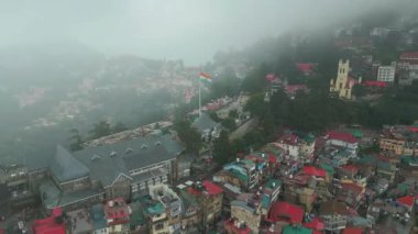 Shimla Hill İstasyonu Hava Görüntüleme AVM Yolu ve Jakho Tapınağı