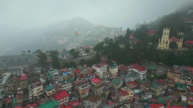 Shimla Hill İstasyonu Hava Görüntüleme AVM Yolu ve Jakho Tapınağı
