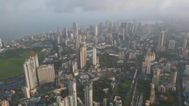 Mumbai şehrinin havadan görüntüsü, Maharashtra, Hindistan.