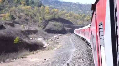 Güzel Hint Demiryolu Seyahati MP, Hindistan