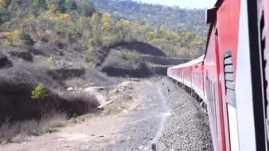 Güzel Hint Demiryolu Seyahati MP, Hindistan