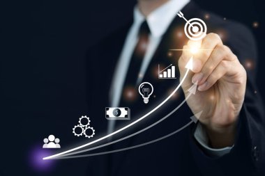İş ve finansal büyüme kavramı. İş dünyasındaki tanınmayan iş adamı akıllı gelişigüzel bir şekilde iş büyüme kavramında grafik grafiğinde bir stili işaret ediyor..