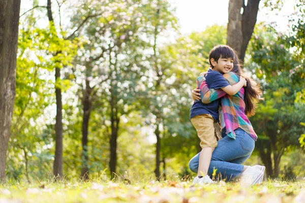 Asian Little Cute Boy Running Hug His Mother Park Mother — Stock Photo, Image