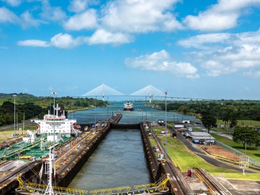 Panama Kanalı Atlantik yan kilitleri