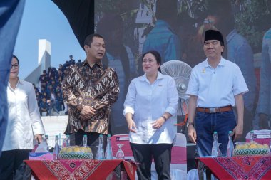 Semarang, Endonezya - 8 Ağustos 2019: Genç Diponegoro Oryantasyon Etkinliği, Orientasi Diponegoro Muda (ODM) 2019, ODM etkinliğine katılan konukları davet etti