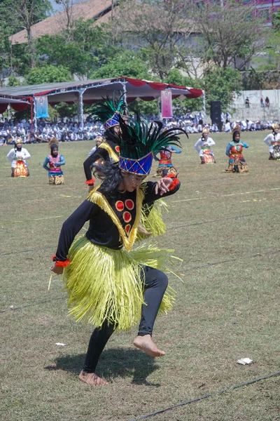 Semarang Ινδονησία Αυγούστου 2019 Παραστάσεις Διαφόρων Χορών Από Την Ινδονησία — Φωτογραφία Αρχείου