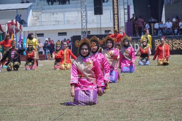 Semarang Indonésia Agosto 2019 Apresentações Várias Danças Indonésia Que São — Fotografia de Stock