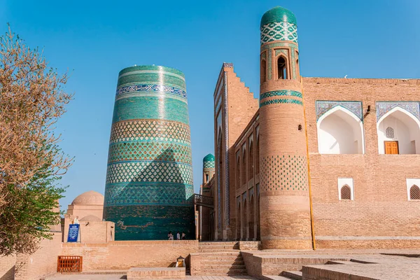 2022年4月13日 乌兹别克斯坦Khiva 乌兹别克古城Khiva Itchan Kala Minaret — 图库照片