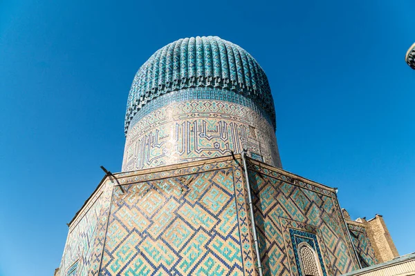 乌兹别克斯坦撒马尔罕Gur Emir Mausoleum圆顶 Amir Timur Tamerlane的坟墓 古建筑外部 — 图库照片