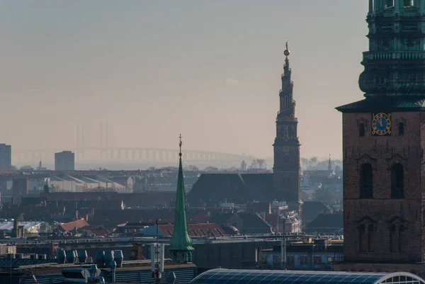 Het Uitzicht Het Centrum Van Kopenhagen Met Oresundbrug Vanaf Rundetarn — Stockfoto